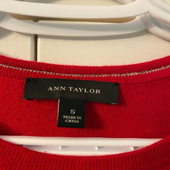 Assorted Sweaters - Picture 2 of 13